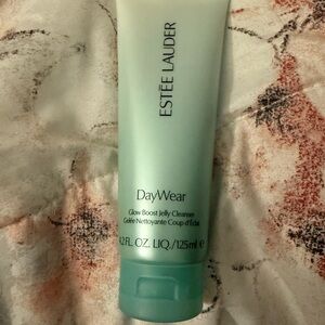 Estée Lauder DayWear Glow Boost Jelly Cleanser